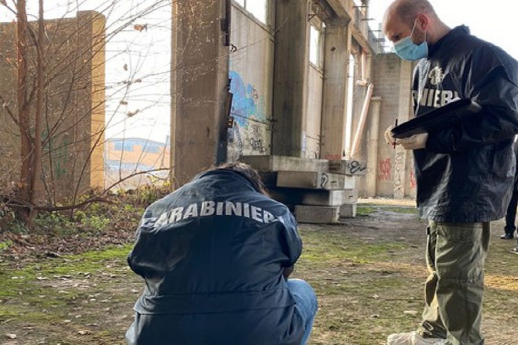 Girano Video Musicale In Un area Abbandonata Trovano Cadavere Milano 