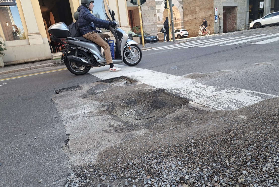 MilanoPost Buche a Milano 2