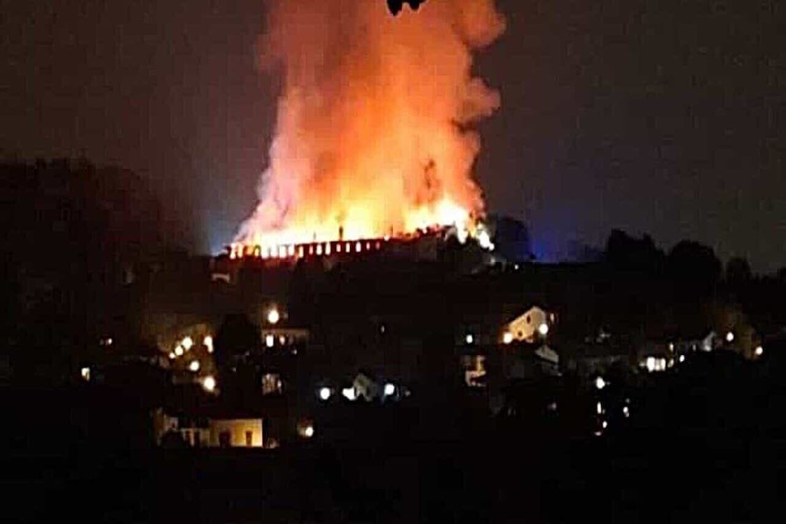 Incendio Monastero